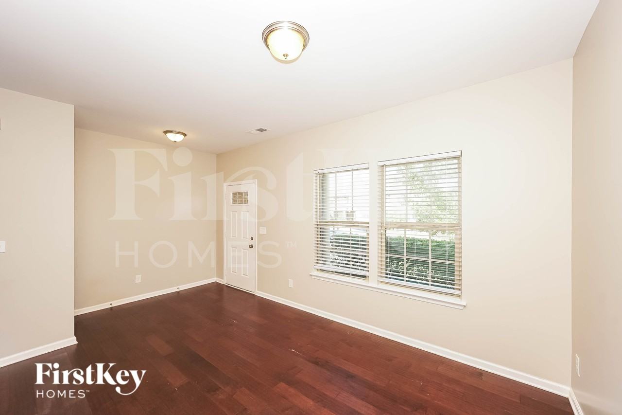 124 Alborn Dr - Photo 6 of 16
