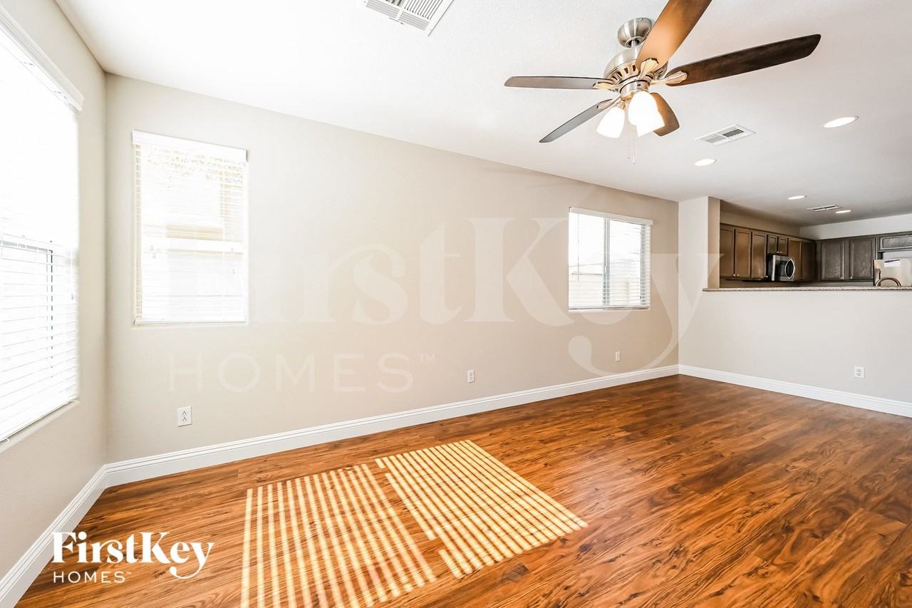 5935 Bristol Crest Ln - Photo 2 of 15