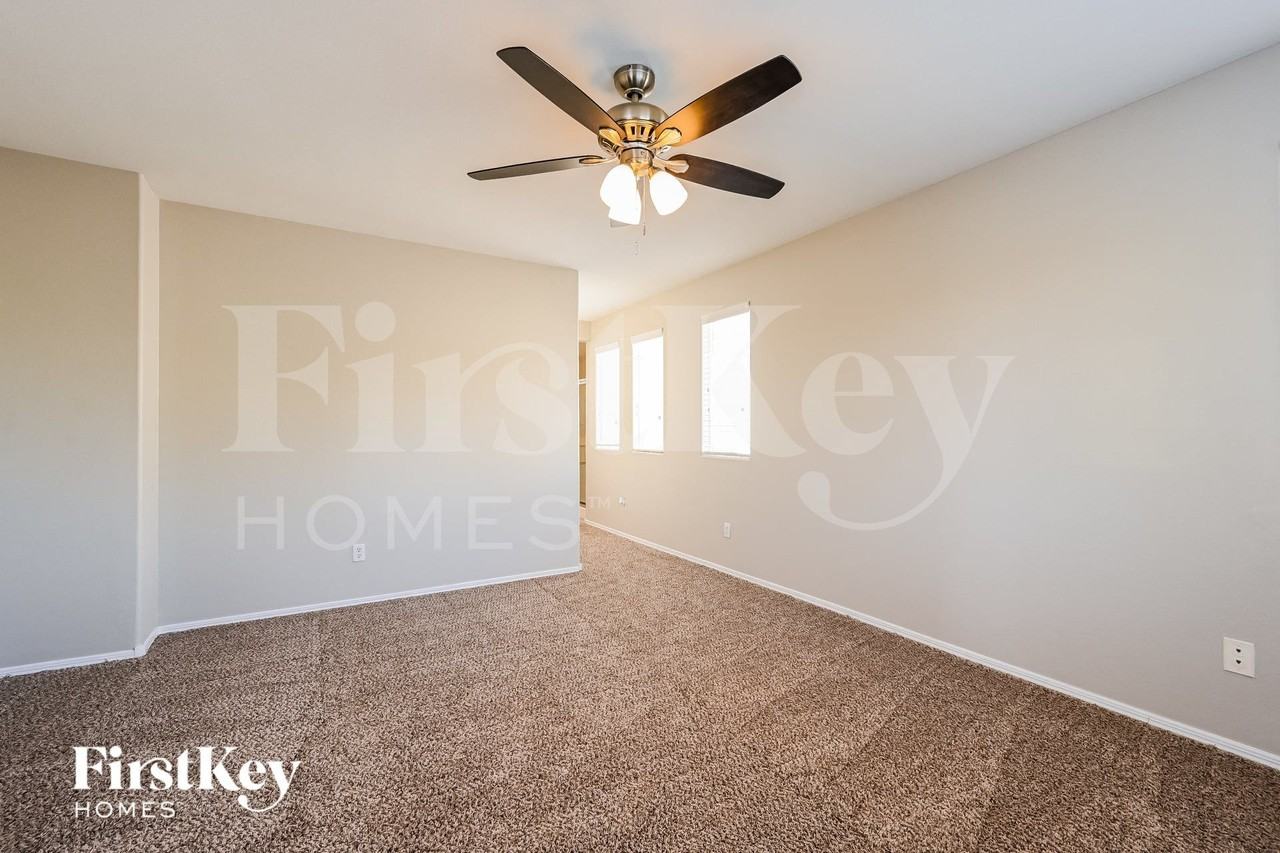 5935 Bristol Crest Ln - Photo 7 of 15