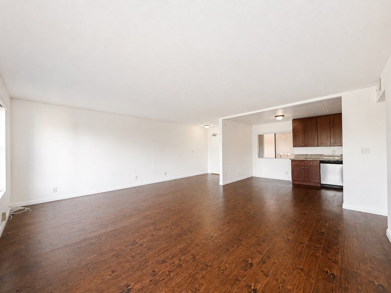 215 North Mariposa AvenueApt. 104 #104 - Photo 2 of 15