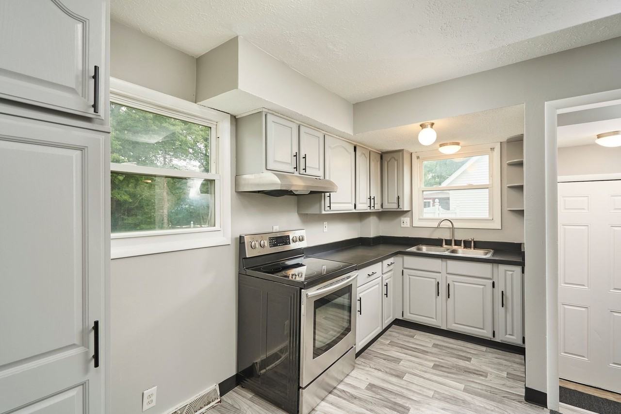 405 Alaho St - Photo 6 of 17
