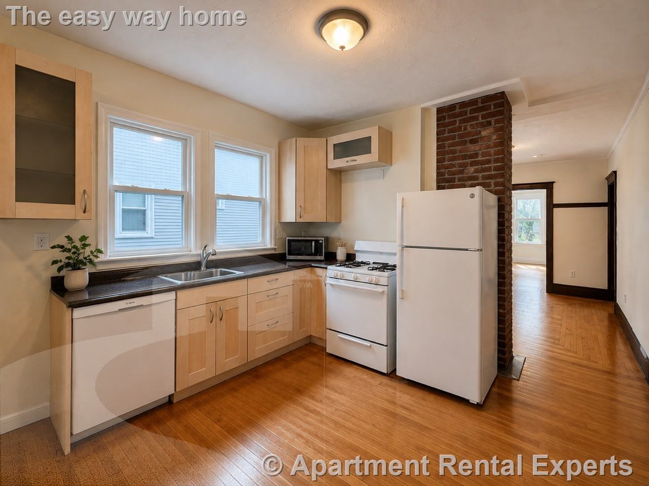 126 Auburn St #1 - Photo 3 of 15