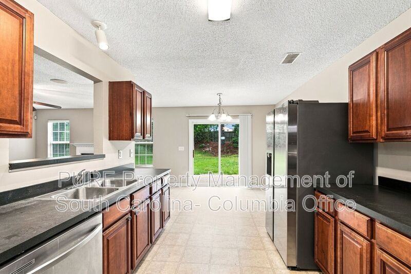 102 Cogburn Rd - Photo 5 of 17