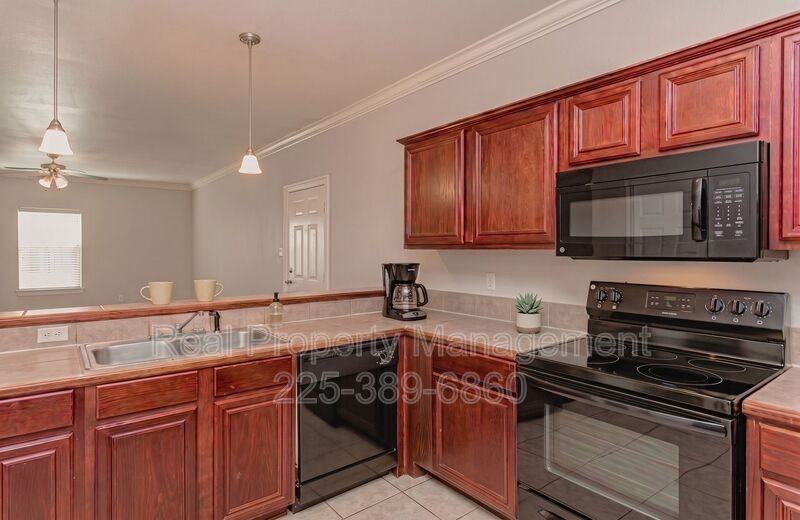 30914 Louisiana Ave #10 - Photo 3 of 14