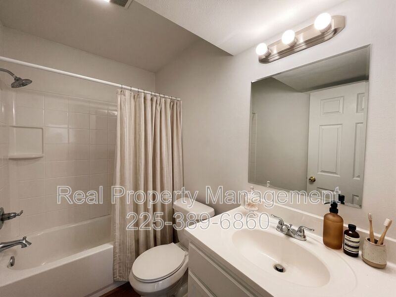 7743 Bles Ave #1B - Photo 7 of 14