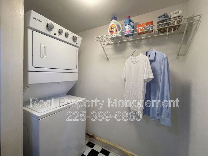 755 Arlington Ave - Photo 5 of 20