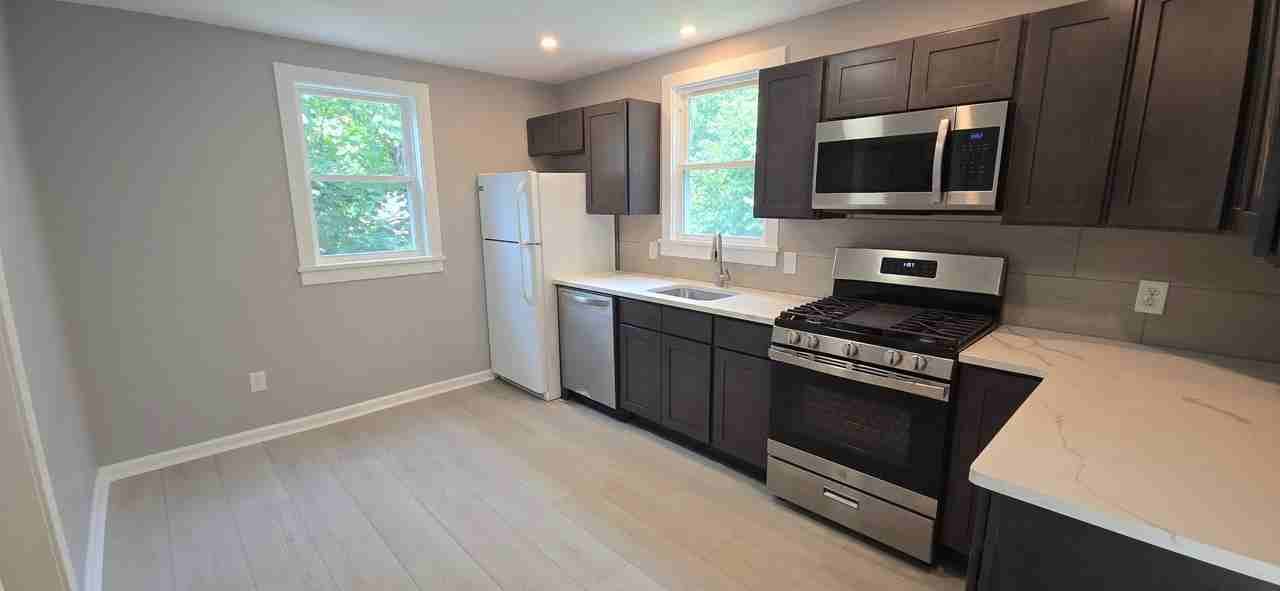 916 W State St #3 - Photo 2 of 11