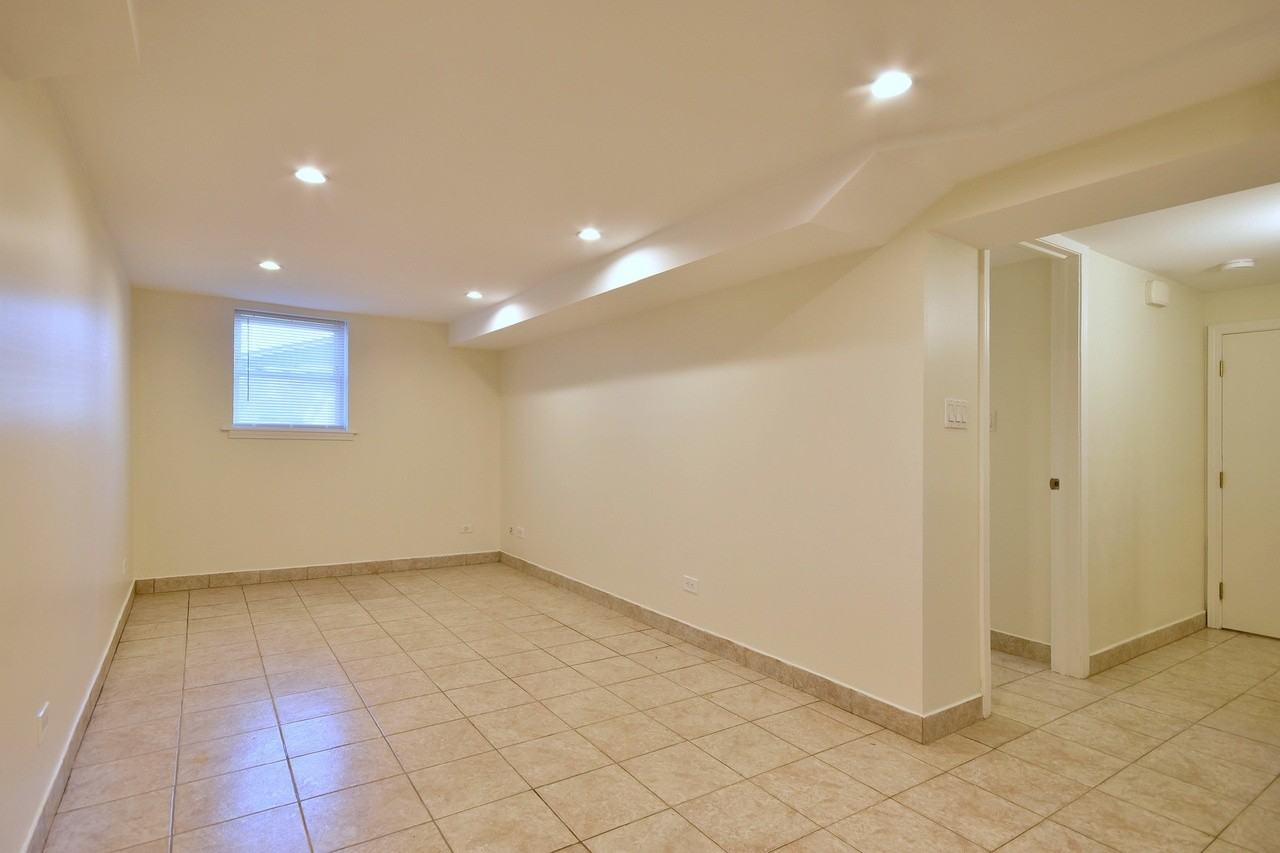 3859 N Oconto Ave #G - Photo 2 of 9