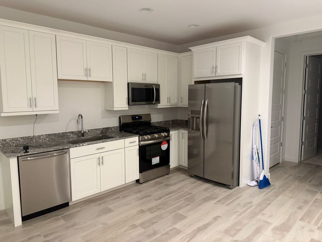 16688 W Alameda Rd - Photo 6 of 12