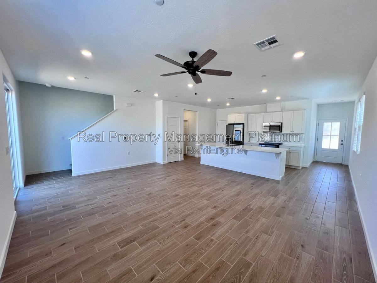 883 Fruitwood Ave - Photo 3 of 10
