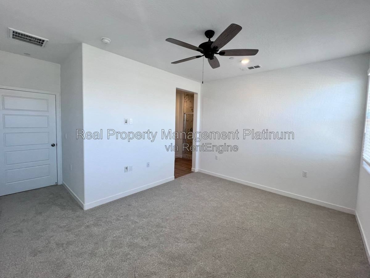 883 Fruitwood Ave - Photo 4 of 10