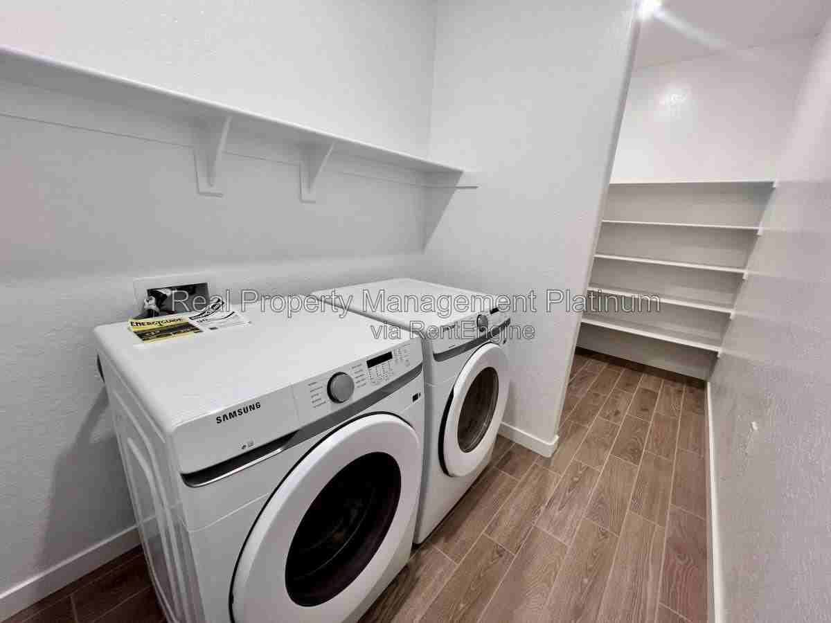 883 Fruitwood Ave - Photo 6 of 10