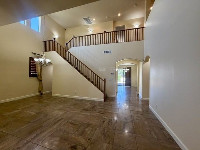 147 N 109th Ave - Photo 4 of 36