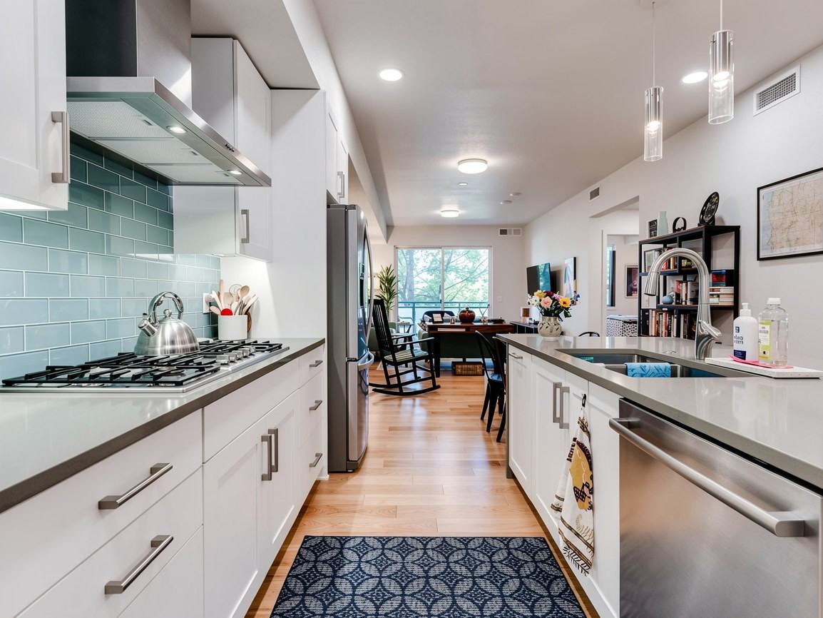 1600 Pearl St #304 - Photo 7 of 19
