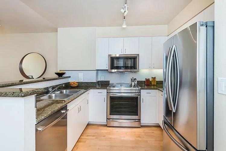 3981 Alemany Blvd #214 - Photo 3 of 15
