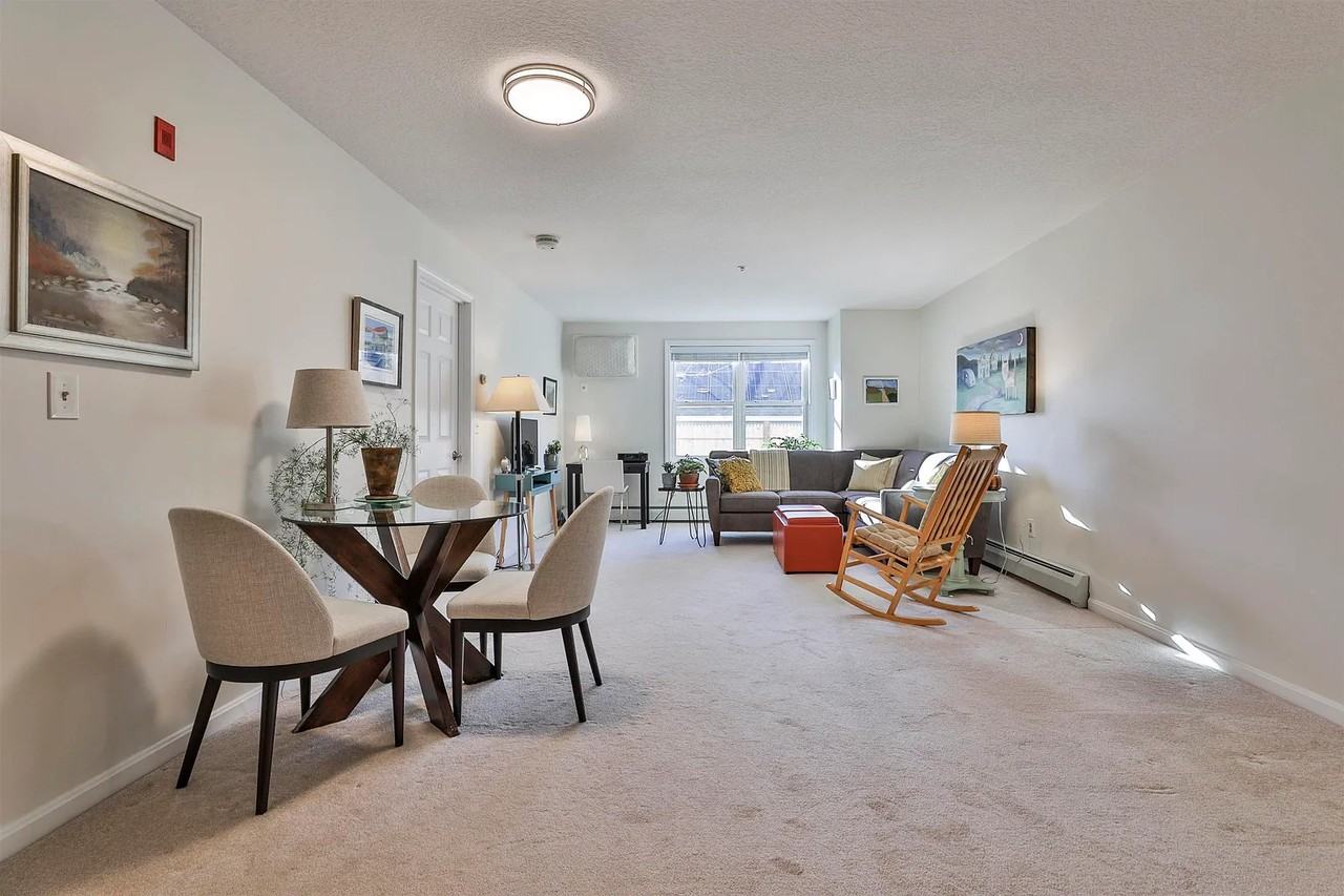 15 Lovell St #3 - Photo 7 of 15