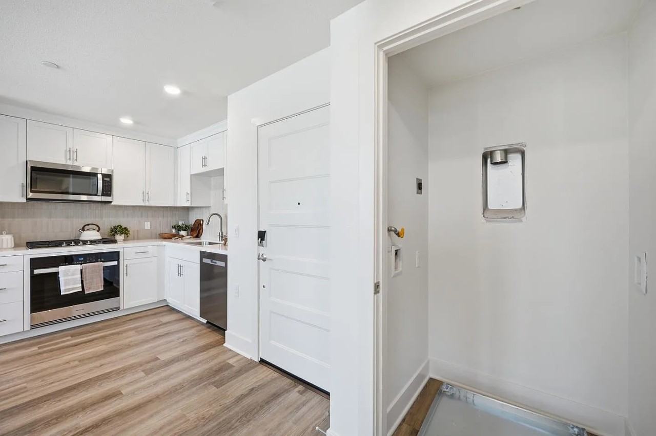 17050 Depot St #302 - Photo 2 of 15