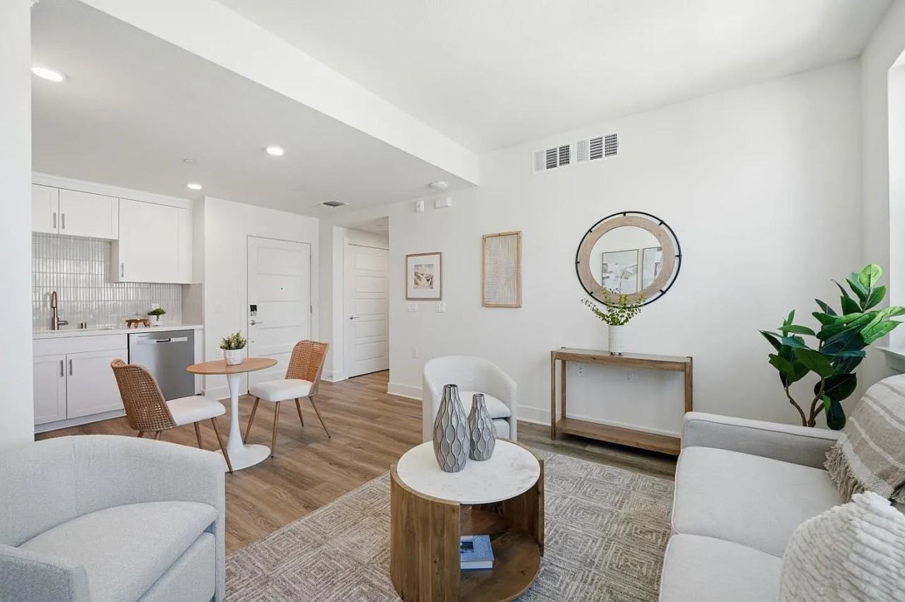 17050 Depot St #302 - Photo 5 of 15