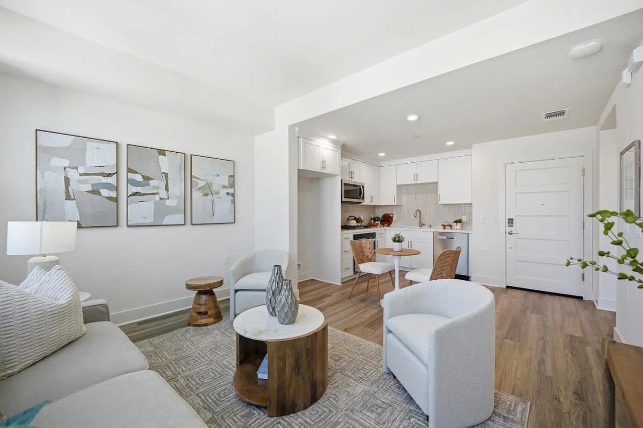 17050 Depot St #302 - Photo 6 of 15