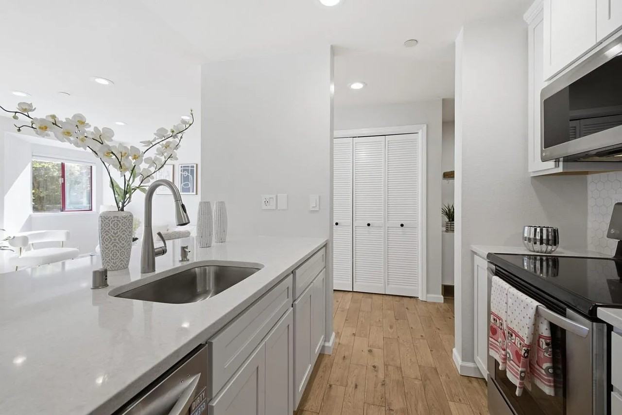 4151 El Camino Way #I - Photo 5 of 23