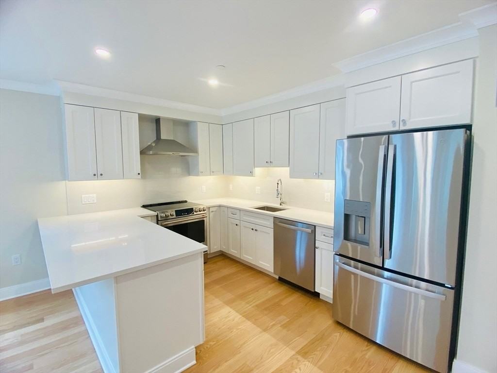 15 Yuill Cir - Photo 2 of 13
