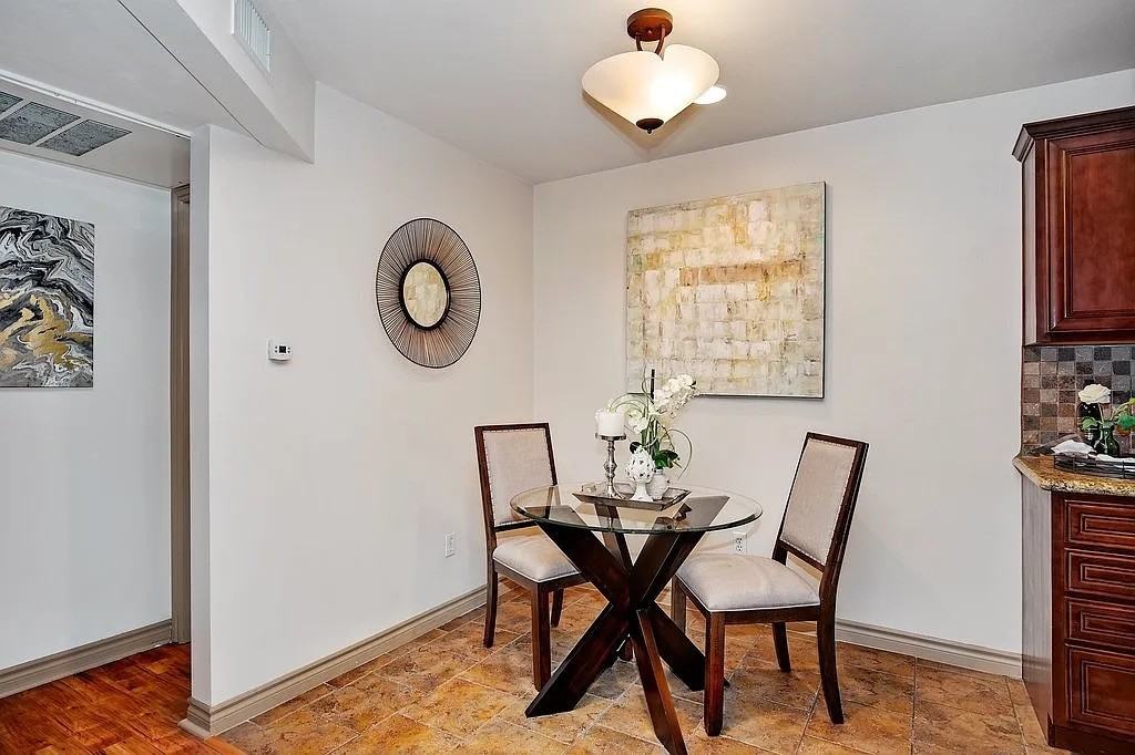 1030 Robinson Ave #107 - Photo 6 of 22