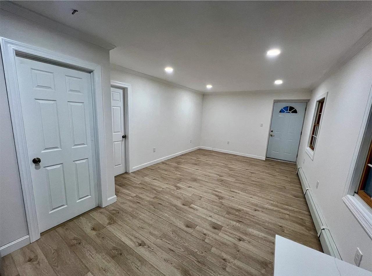 54 Boston St - Photo 6 of 7