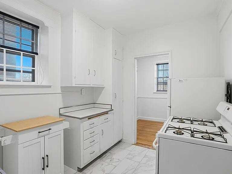 56 Elm St - Photo 2 of 8