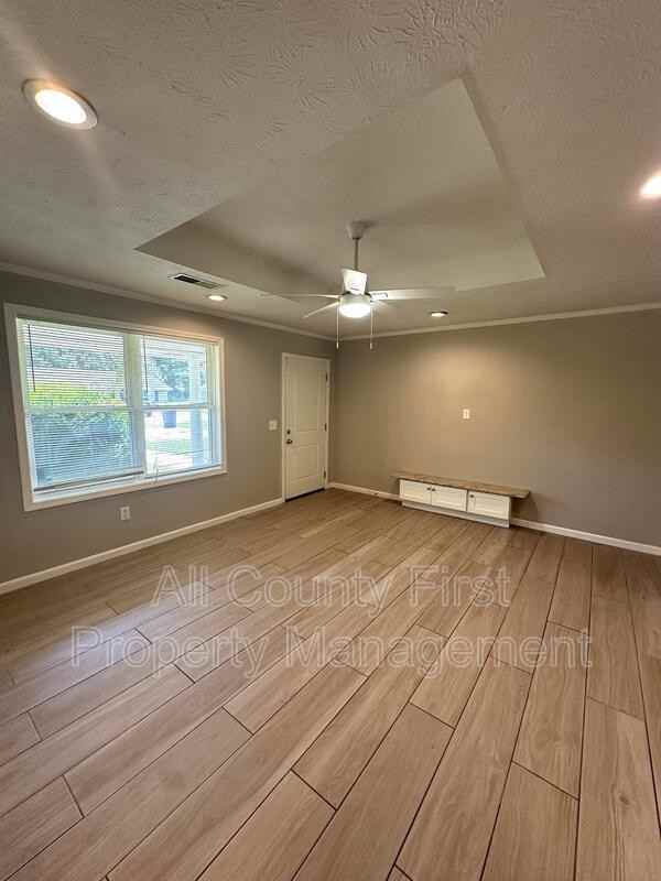 26 Paige St - Photo 4 of 9