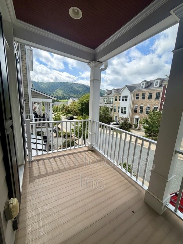 2058 Avinity Loop - Photo 2 of 18