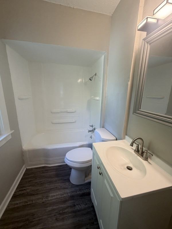 701 E 157th St - Photo 6 of 9