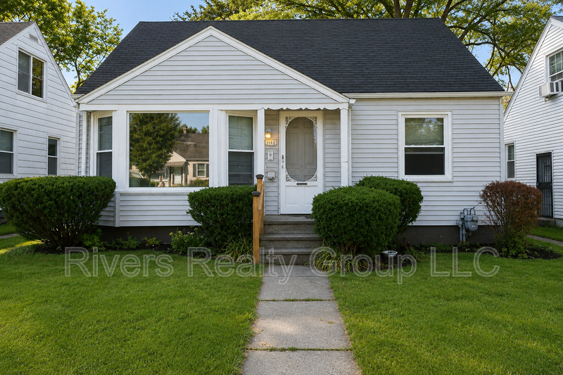 18421 Shaftsbury Ave - Photo 2 of 2