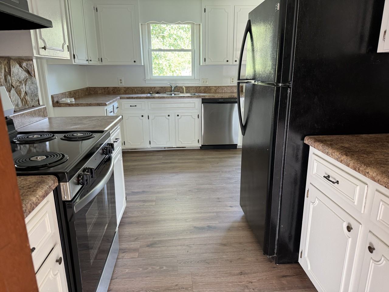 104 Hudson Farm Rd #NA - Photo 3 of 10
