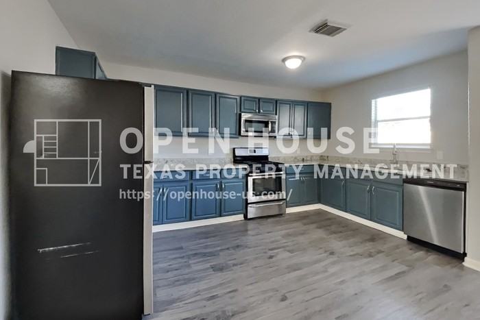 29415 Legends Stone Dr - Photo 6 of 21