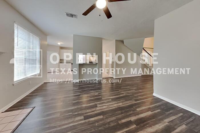 15907 Lausanne Dr - Photo 7 of 27
