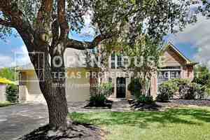 featured image of 1906 Crescent Oak Dr