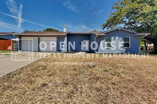 622 W Springdale Ln - Photo 1 of 1