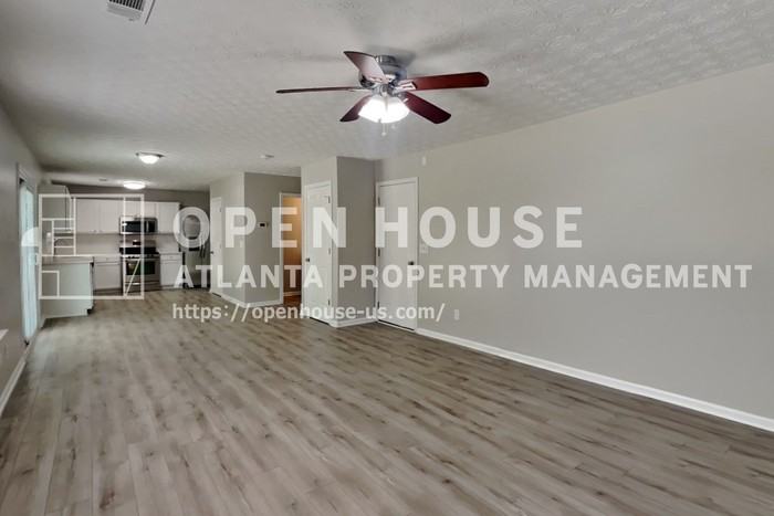 3279 Deer Valley Dr Nw - Photo 4 of 20