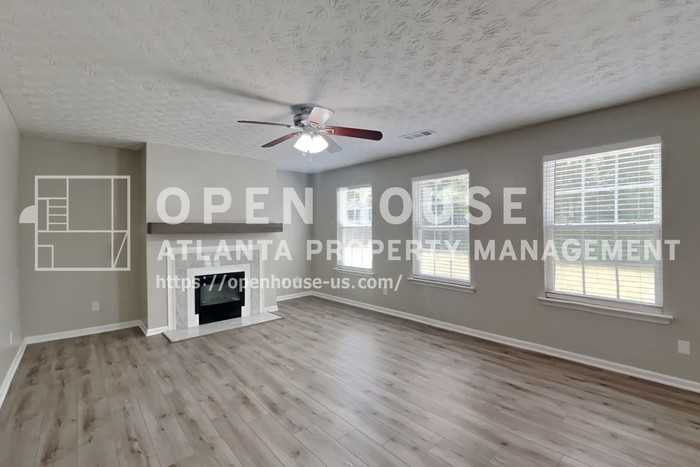 3279 Deer Valley Dr Nw - Photo 5 of 20