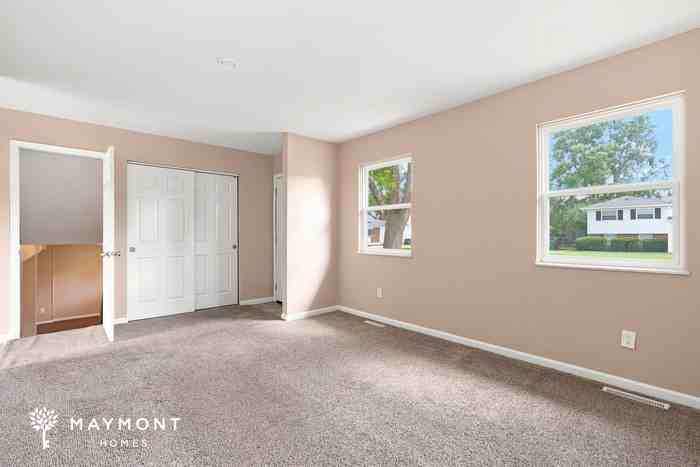 5090 Chipman Dr - Photo 6 of 17