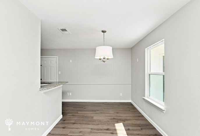 822 Rumfield Rd - Photo 6 of 15
