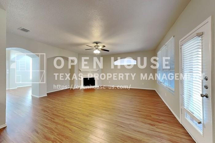 1790 Crosshaven Dr - Photo 7 of 23