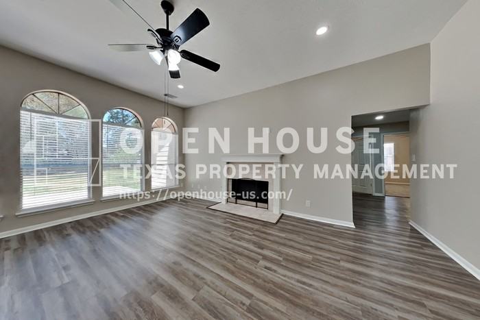1407 Buchans Dr - Photo 4 of 20