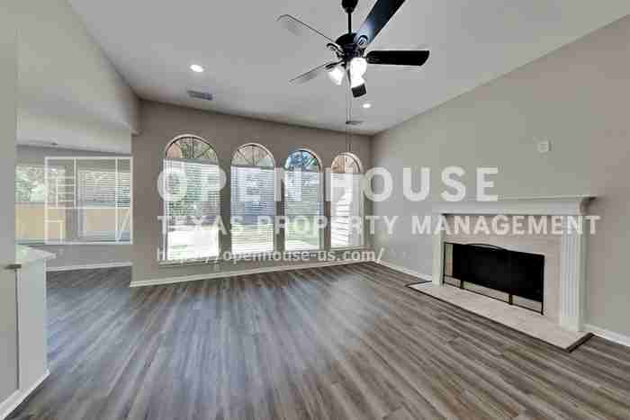 1407 Buchans Dr - Photo 5 of 20