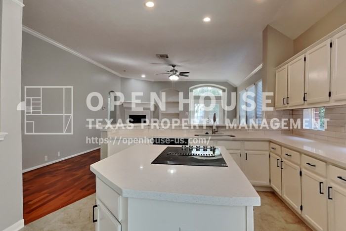 7219 Bethany Bay Dr - Photo 7 of 21
