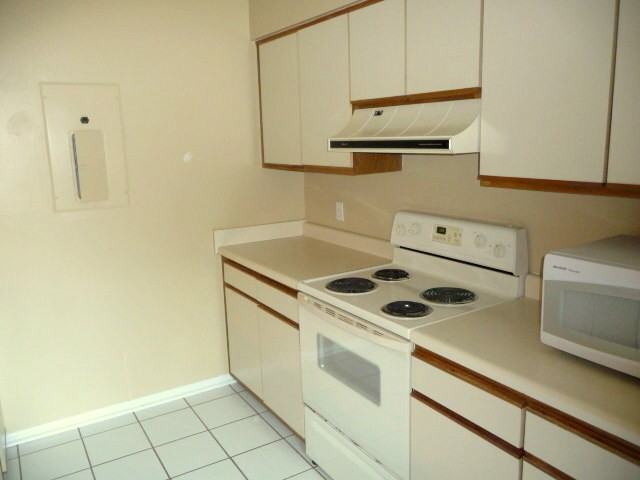 200 Finley Forest Dr - Photo 4 of 12