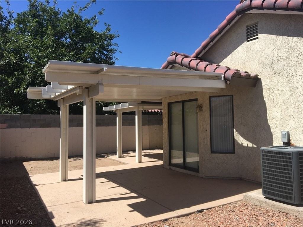 3966 Avocado Dr - Photo 3 of 12