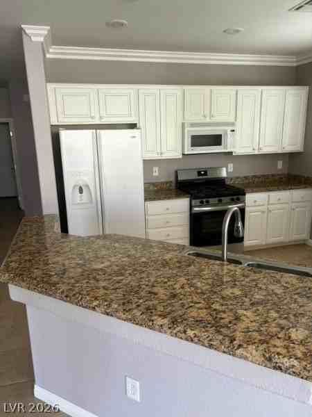 10395 Premia Pl - Photo 6 of 31