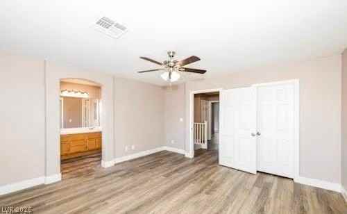 202 Malcolm St - Photo 7 of 9