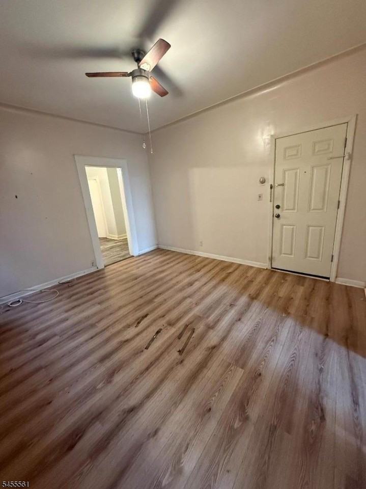 12 Belmont Ter #1L - Photo 2 of 9